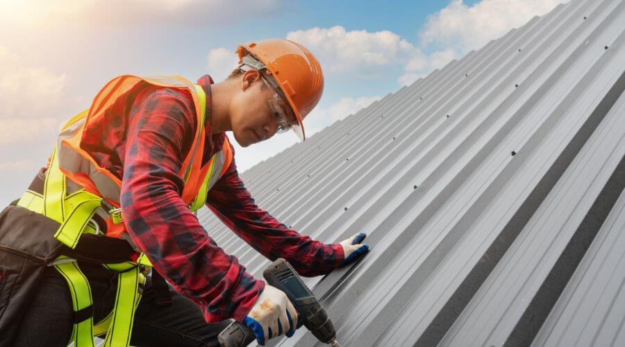Owens Corning roofing contractor in Saint Johns, OH